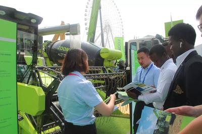 合作共贏，務(wù)實(shí)推進(jìn)中非經(jīng)貿(mào)關(guān)系——首屆中非經(jīng)貿(mào)博覽會(huì)的里程碑意義